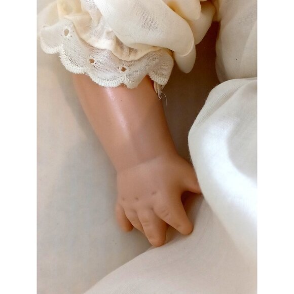 New Horsman Vintage 1985 Anniversary Doll All Soft Cuddly Antique Reproduction - Picture 11 of 16